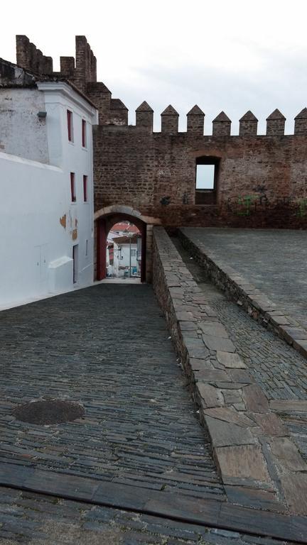 Alandroal Guest House, Hotel Exterior foto